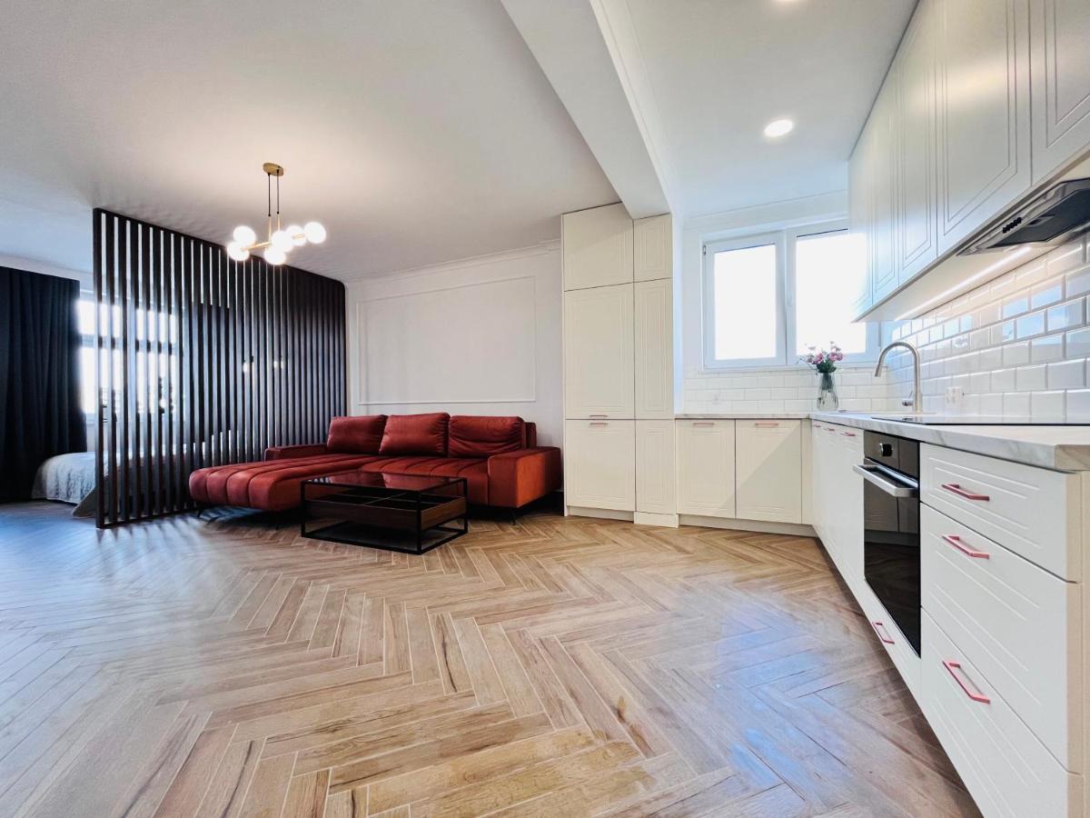- Apartment *